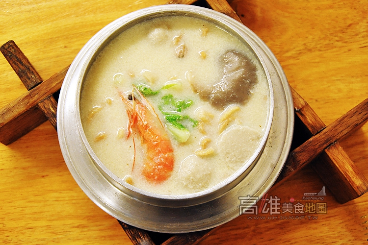 (高雄美食地圖專題)高雄南華商圈(新興市場)外帶美食一條街，必吃小吃這17家！