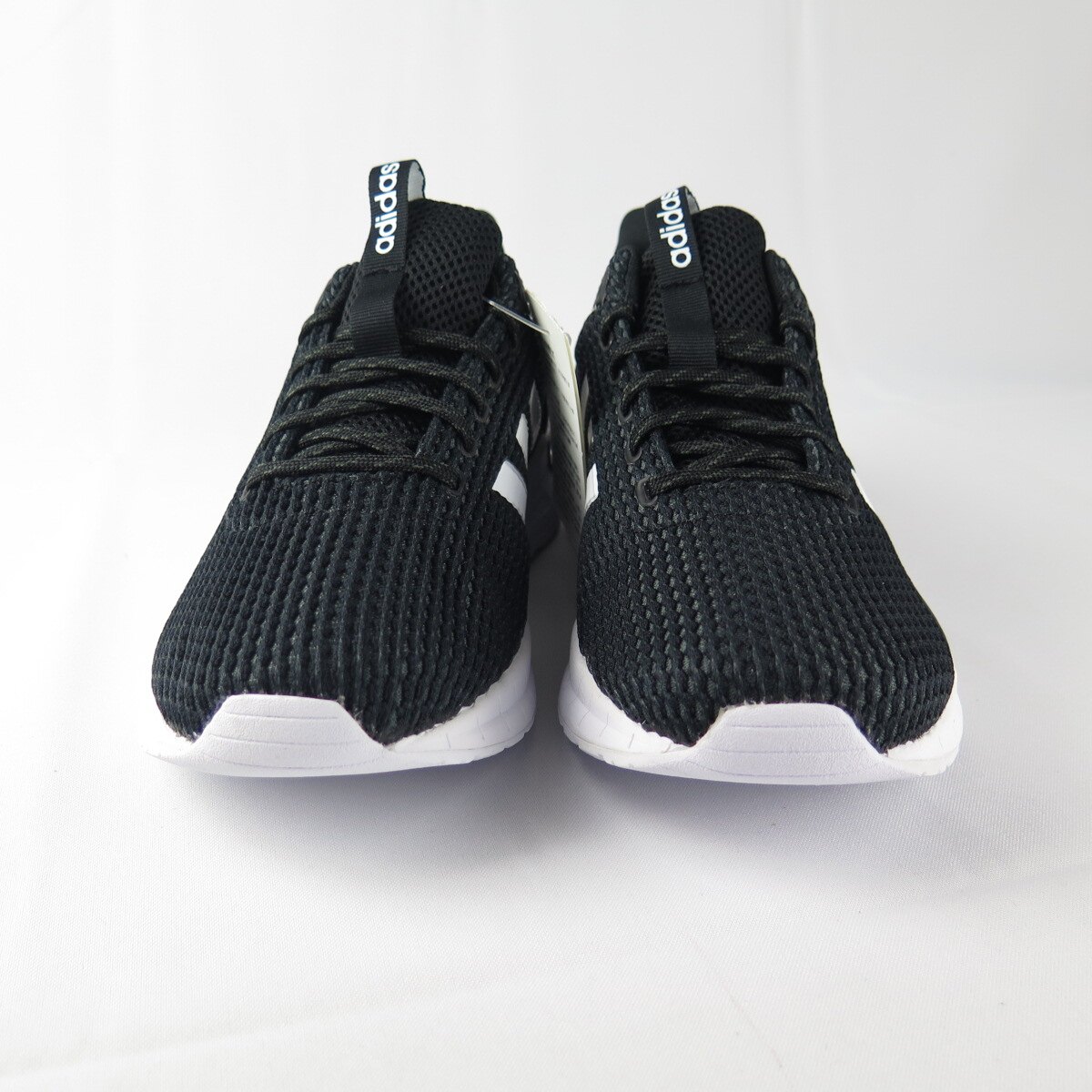 門市同步販售中，請先詢問尺寸庫存 !