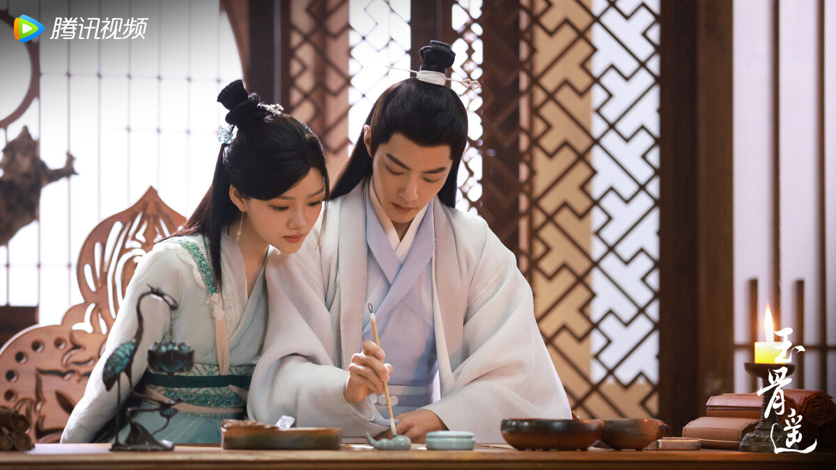 七月陸劇熱度榜Top2：肖戰、任敏《玉骨遙》