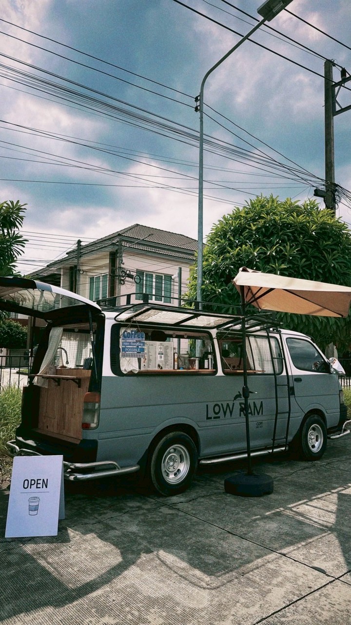 PorDee•Wang•Coffee Van