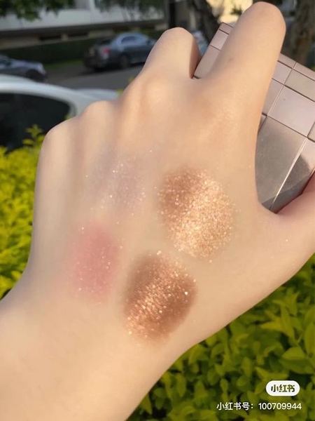 眼影 日本Lunasol日月晶采眼影 soft beige/natural beige