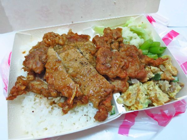 【新莊美食】豪客快餐-在地超過20年的便當店 【新莊美食】豪客快餐-在地超過20年的便當店