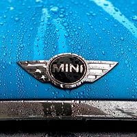 あ、MINI乗り。楽しんでいます。今からの人もね。