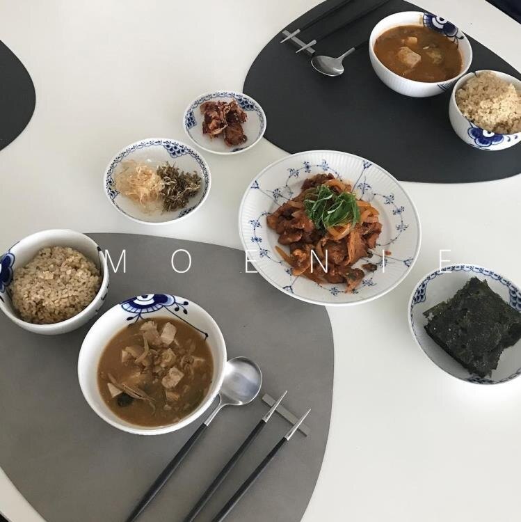 大號北歐圓形餐墊皮革桌墊丹麥簡約餐桌墊防水防油隔熱ins西餐墊