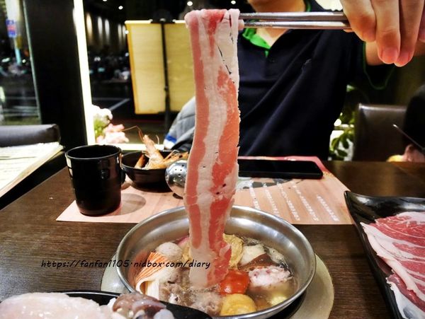 【中和美食】鮮來一鍋 #霜降牛肉 #活跳蝦 #雙人套餐680元 #不收服務費 #自助吧無限供應 (13).JPG