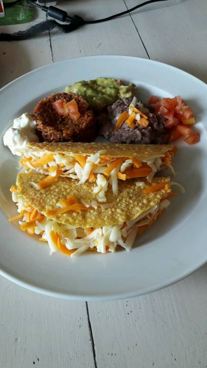 Photo Source: Mira Diapari