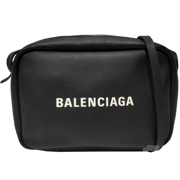 【Balenciaga 巴黎世家】489812 經典EVERYDAY系列品牌字母烙印小牛皮相機斜背包(黑色-S號)