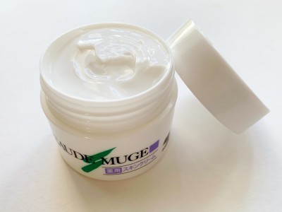 乾燥かかとの救世主 ニベアの青缶 10秒ケアでツルツルに