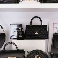 ยอดนิยมสินค้าแบรนด์เนม☎️👑👜