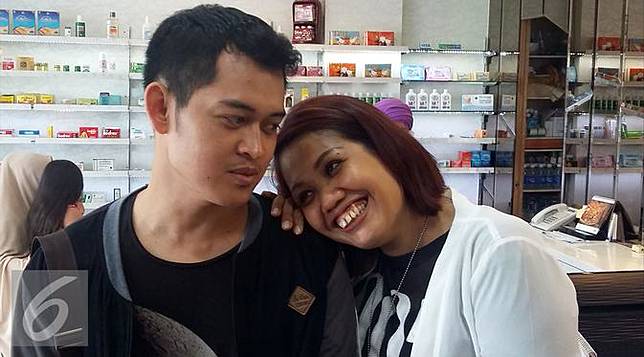 Kesal, Anak Elly Sugigi Bongkar Keburukan Ferry Anggara