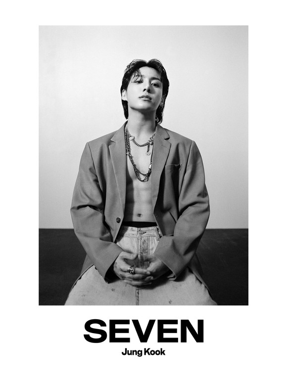 BTS ジョングク、裸にジャケット姿も！ソロシングル「Seven」ショート
