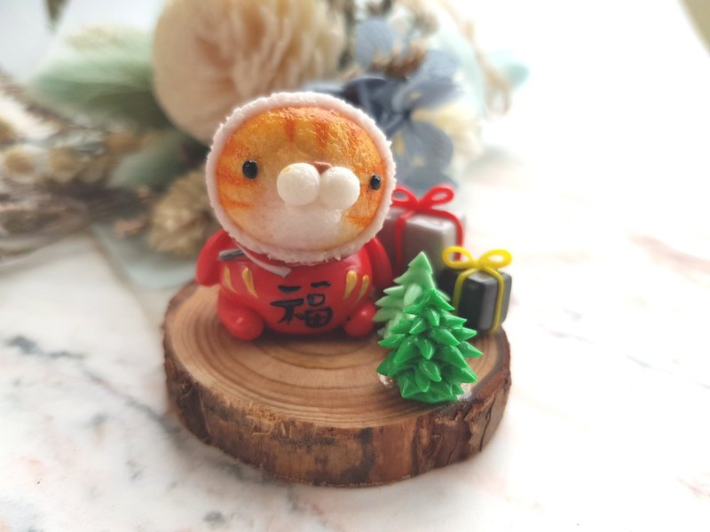 貓咪微景-貓咪小福神(橘虎斑)還有其他款式唷.都只有一隻.賣完就沒囉^^