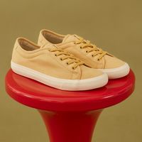 Mustard Sneakers Club