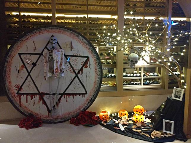 台中日月千禧酒店)極炙牛排館舉辦驚悚瘋狂的萬聖嘉年華派對 (圖/台中日月千禧酒店)