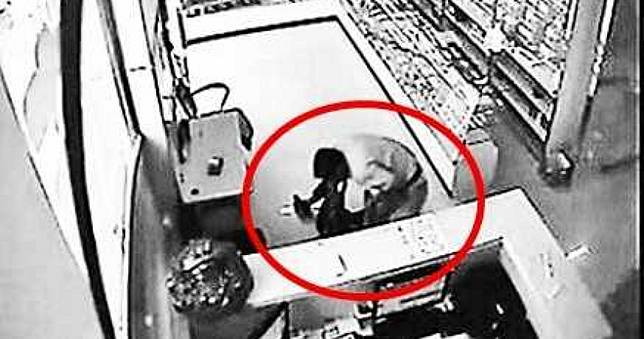 藥局老闆急做CPR！7旬婦「肋骨斷12根」告救命恩人