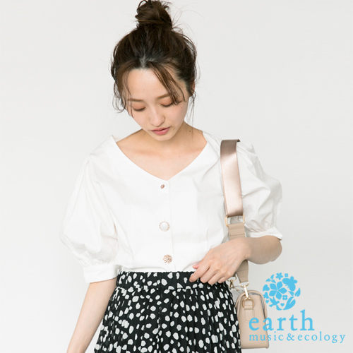 ❖ Summer ❖ 珠寶鈕扣裝飾蓬袖V領短襯衫上衣 - earth music&ecology