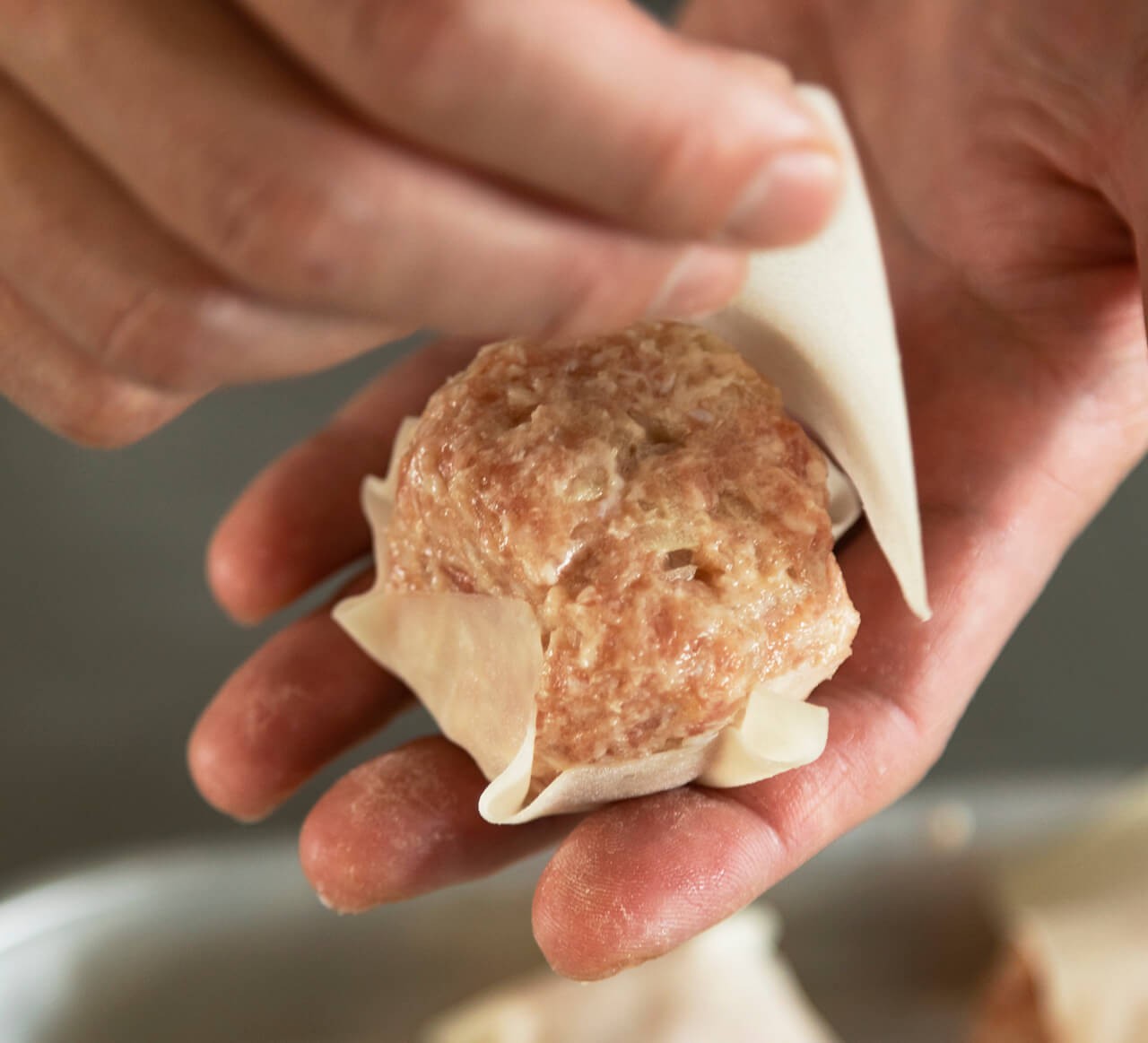 大きい肉焼売 カリッ と しんなり の2つの食感を味わえるレシピ コウケンテツさん