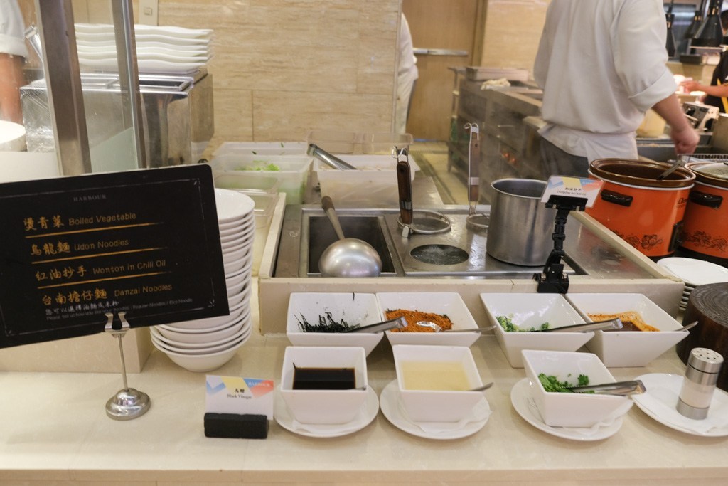 海港城, 台南buffet, 台南自助餐餐廳, 台南吃到飽, 海港城價格, 海港城訂位, 漢來海港城必吃