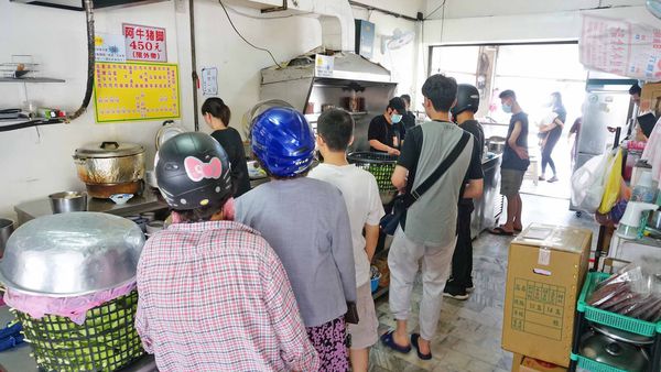 【台南美食】阿牛牛肉湯-帶有焦香味迷人的牛肉燴飯