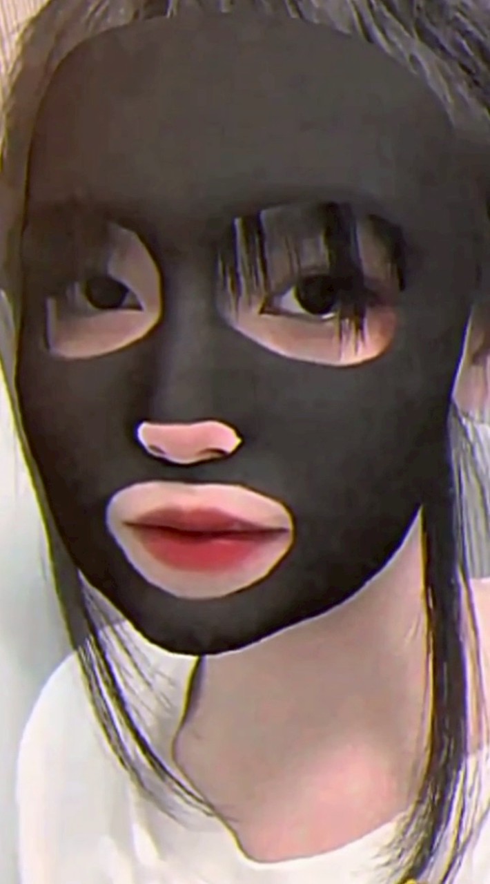 พลอย