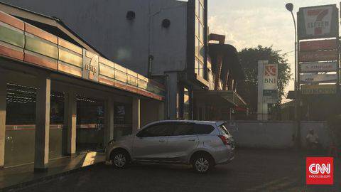 Gerai 7-Eleven Mulai Tutup, Tukang Parkir Bingung