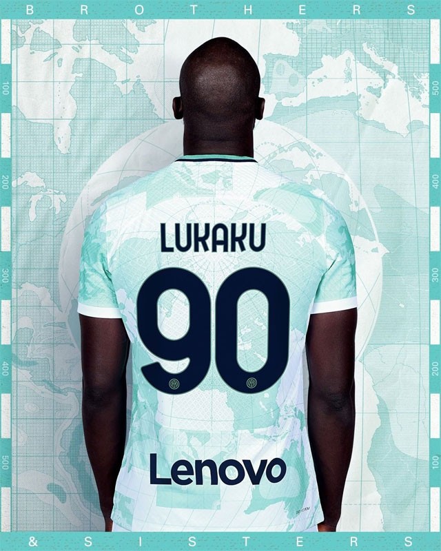 前後左右に世界地図！インテル、22-23新アウェイユニフォームを発表