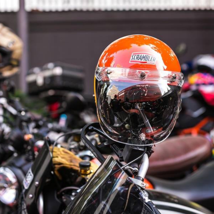Riding Cafe'