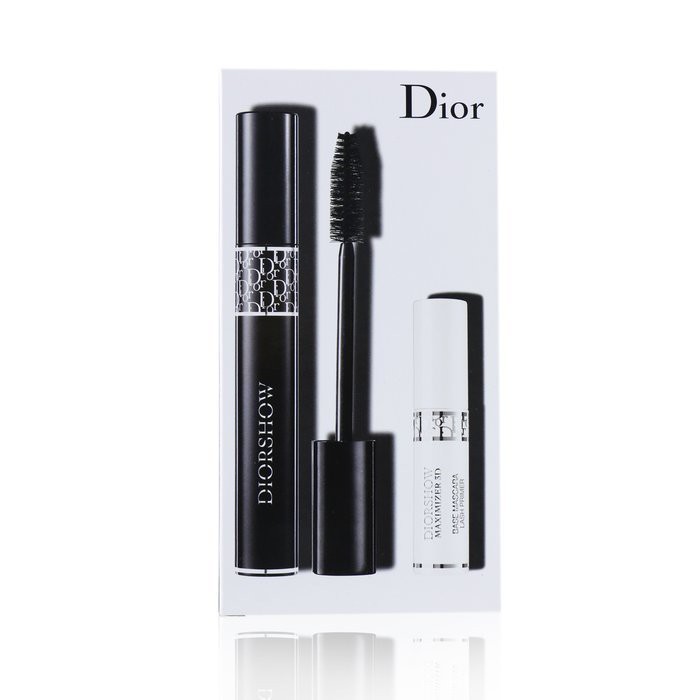 Diorshow豐彩專業眼妝組合: 1x 絕對搶眼纖長睫毛膏 10ml/0.33oz (090 Pro Black) 1x 豐彩精華3D睫毛修護底霜 4ml/0.13oz 送禮自用皆宜