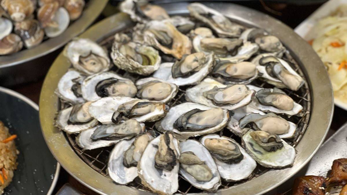 138元起開吃！台南８家超值吃到飽：烤蚵鮭魚無限吃、燒肉放題、老牌素食百匯