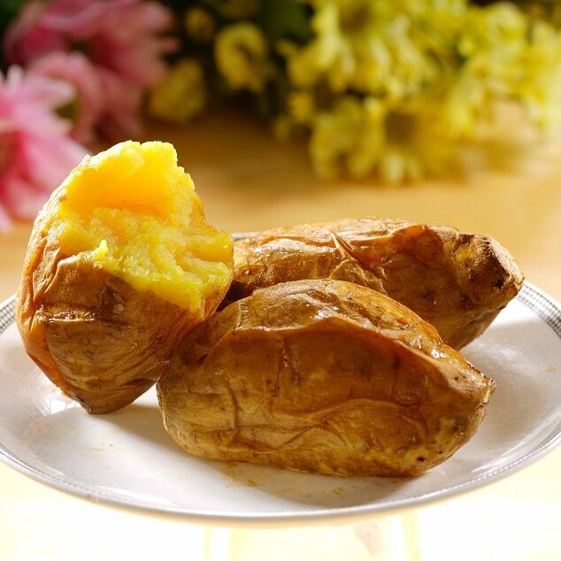 【大快食品】冰烤地瓜(每包約10-12個)。人氣店家大快食品有限公司的在地美食有最棒的商品。快到日本NO.1的Rakuten樂天市場的安全環境中盡情網路購物，使用樂天信用卡選購優惠更划算！