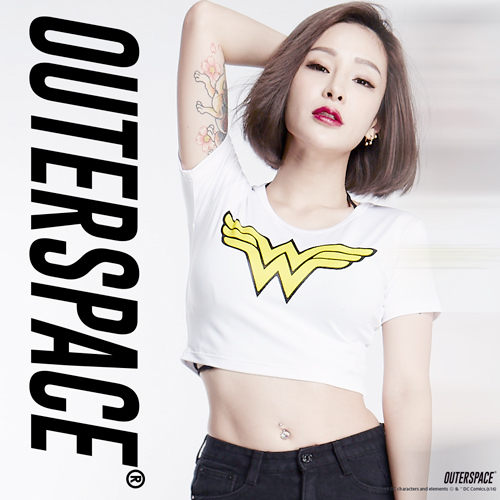 OUTER SPACE X DC正義聯盟-Wonder Woman性感T(台灣限定)