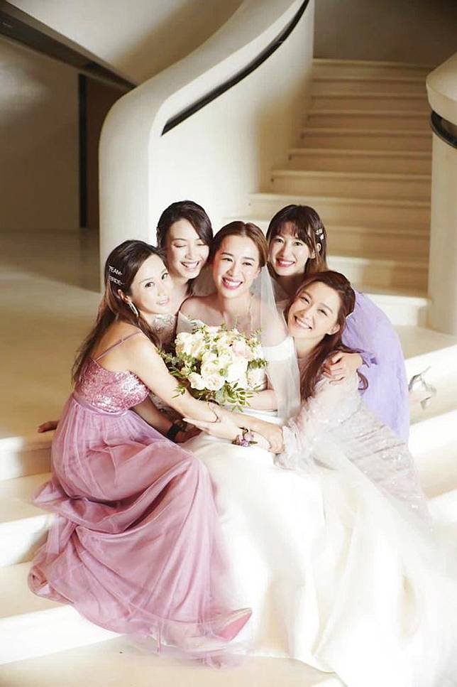 盤點年港台日美10對新婚藝人 譚凱琪唯美婚照惹迴響 倪晨曦夏威夷婚禮成焦點 Cosmopolitan Hk Line Today