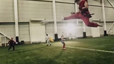 超級英雄足球比賽 最強的沒想到居然是...