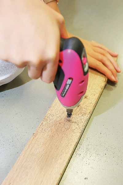 時尚、粉嫩、新趨勢 輕巧省力的女用電鑽11+