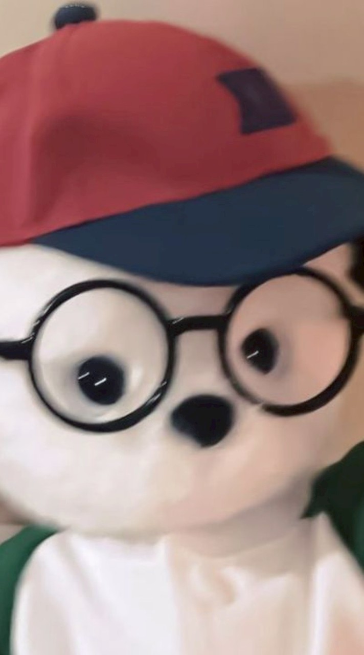 นามปากกา : CLIONIGHT.T