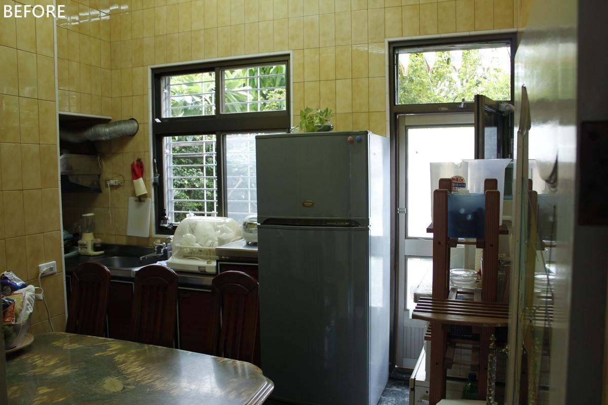 與家人一起住在高雄市彌陀區，本身喜歡做菜，並學習西