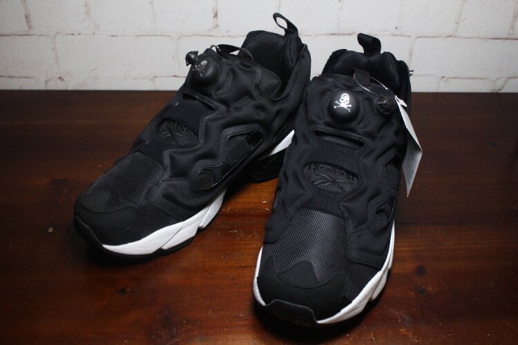 mastermind JAPAN x Reebok Instapump Fury骷髏頭充氣跑鞋 情侶款