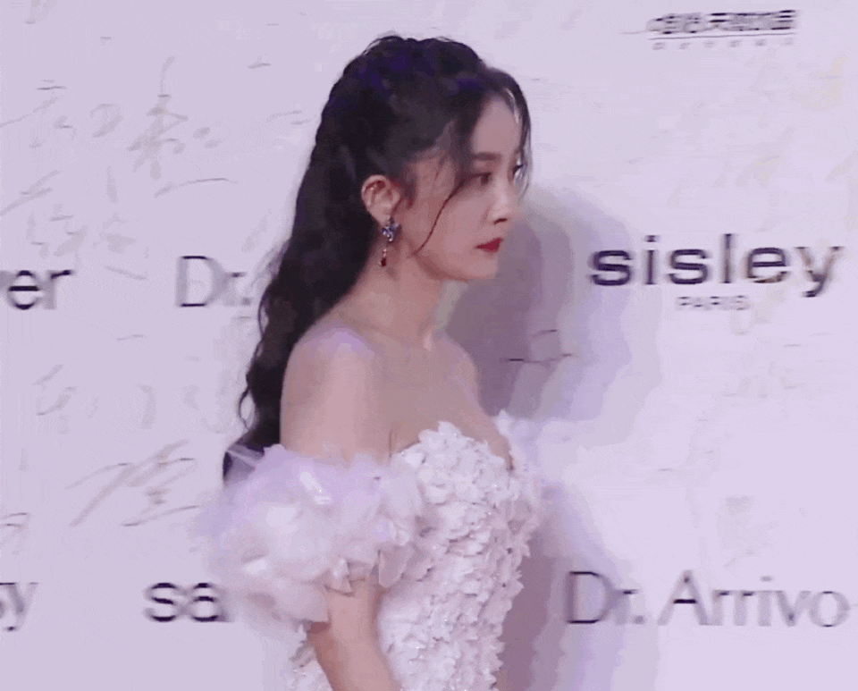 女星紅毯造型1：楊冪