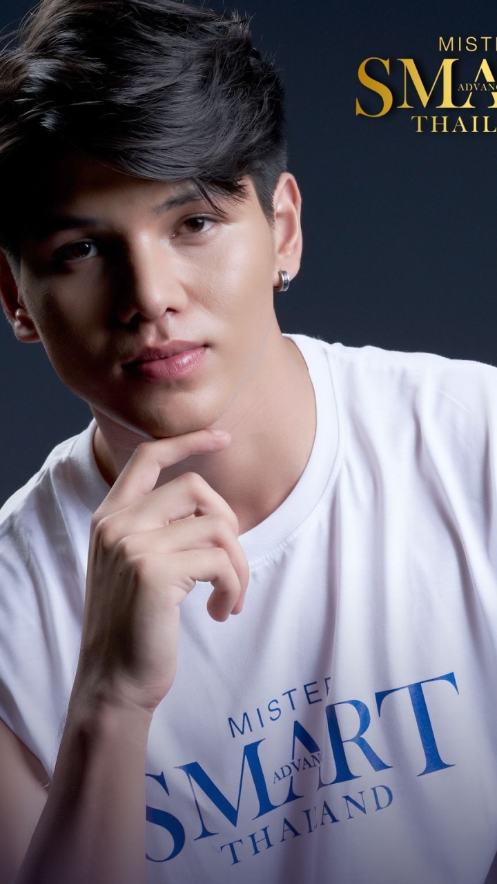 ด้อมแอร์(โฮสเตส)