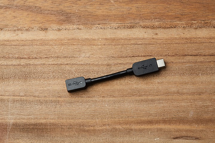 口袋裡的電影院！Sony MP-CD1 微型投影機第一手試用報告