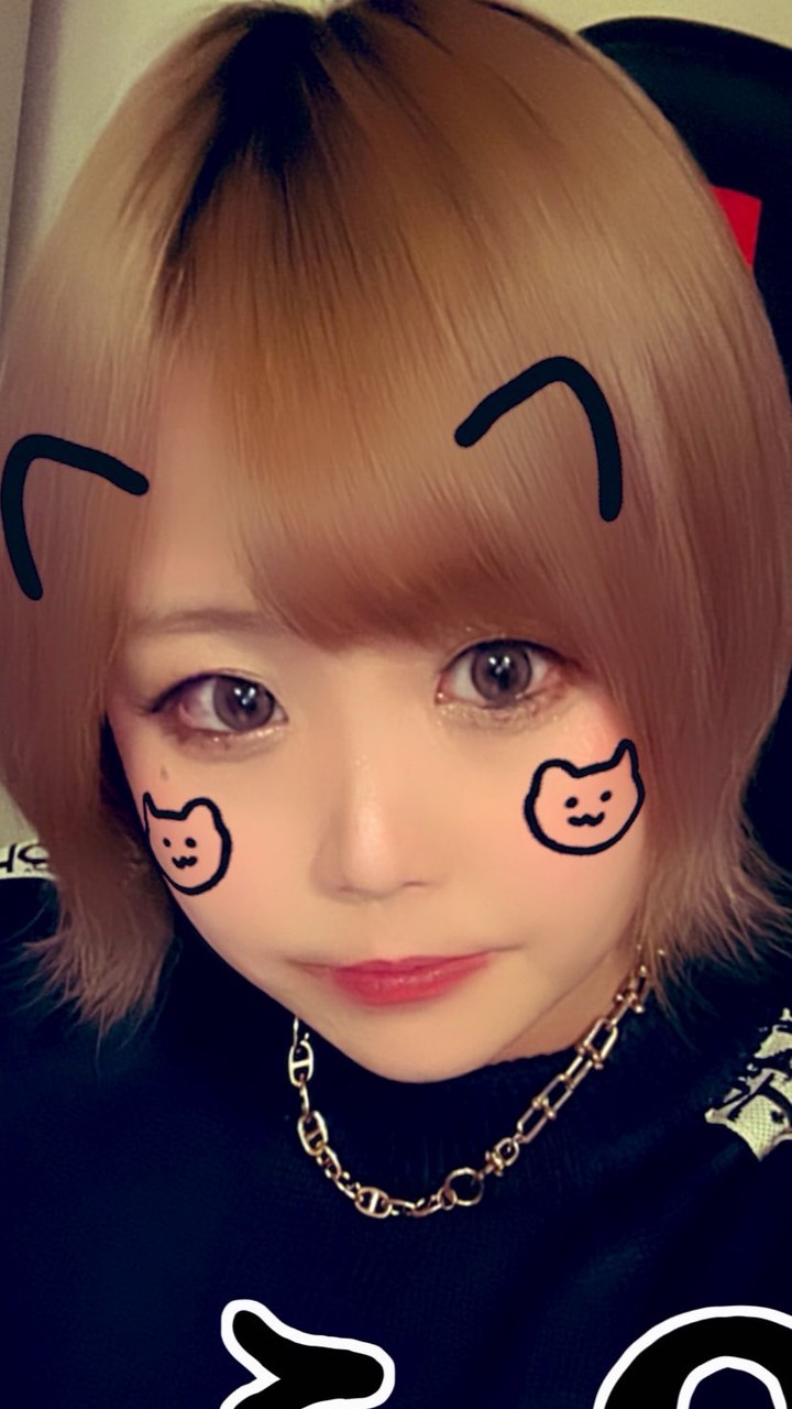 女帝りなねこ💛(管理者ミッツ)