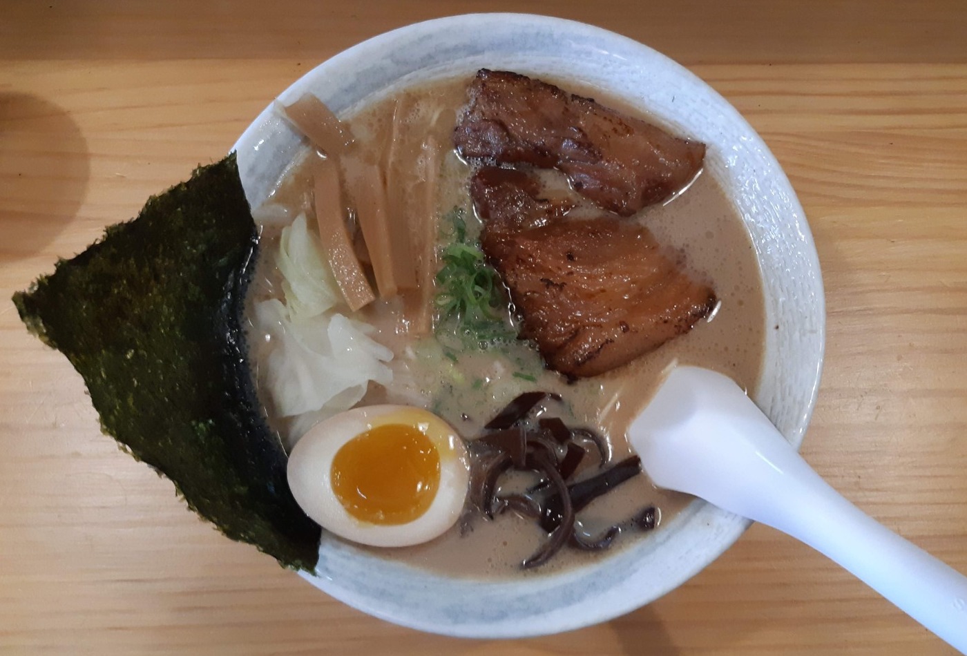 黑潮拉麵炸串專賣店