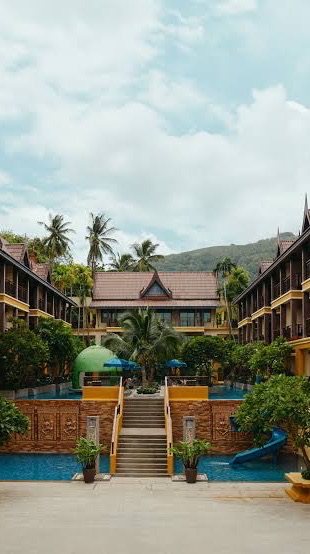 รปภ.โรงแรม ไดมอนด์ คอทเทจ รีสอร์ท แอนด์ สปา