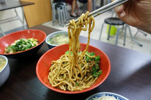 台北好吃水餃推薦-大同區萬家手工水餃，冷凍水餃推薦，好吃生水餃宅配，10種口味手工水餃一次滿足