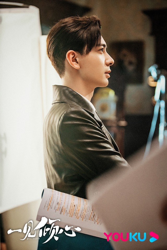 熱門陸劇殺青新劇照7：陳星旭、張婧儀《一見傾心》