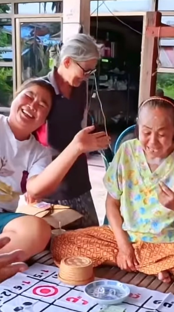 🎯ครีเอเตอร์มือโปร โดย luxxpulawat