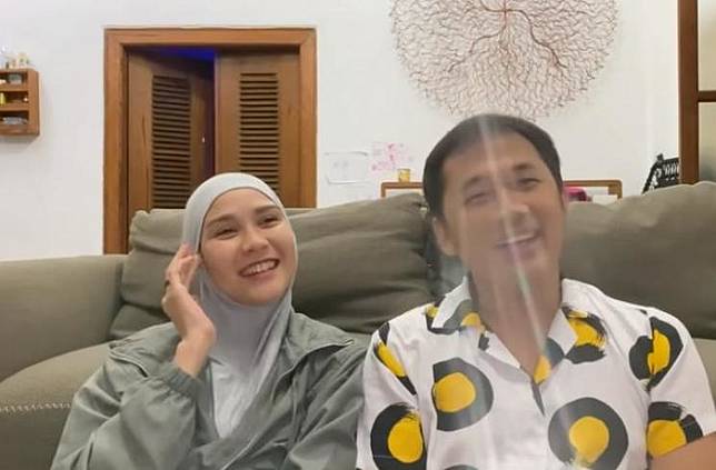 Zaskia Adya Mecca dan Hanung Bramantyo (Youtube.com)