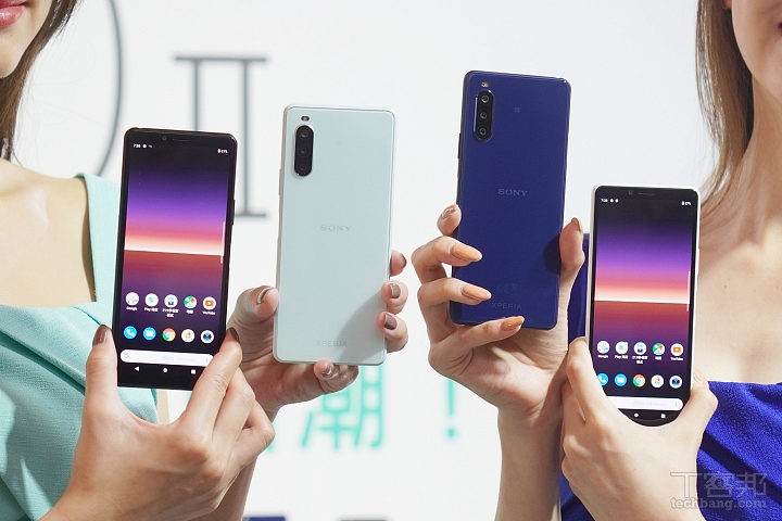 Sony Xperia 10 II 預計推出可可黑、奶油白、薄荷綠、莓果藍四色，售價 11,490 元。