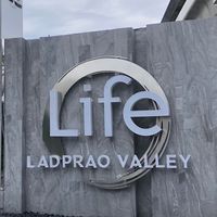 LLV 9 Floor