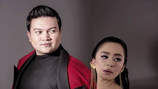 [Bintang] Chikita Meidy dan Indra Adhitya